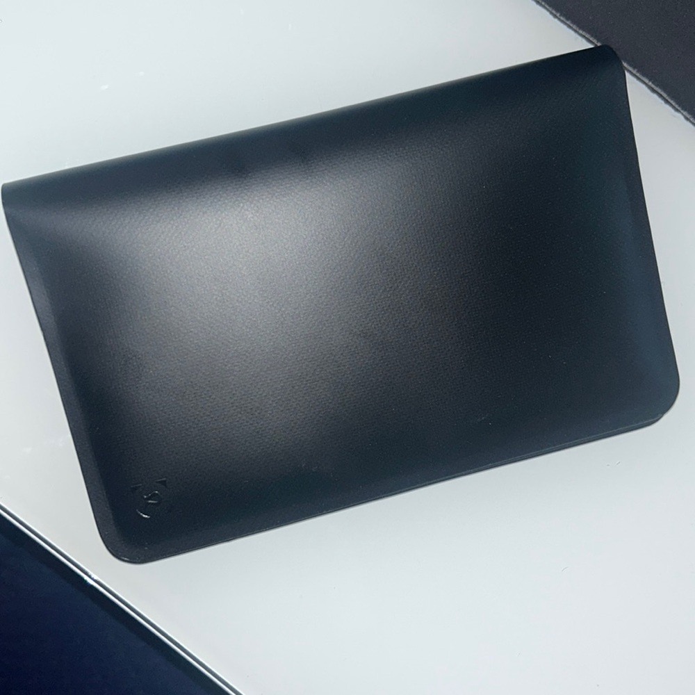 Lululemon More miles travel wallet